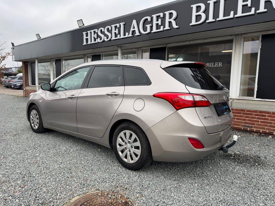 Hyundai i30 1,6 CRDi 110 Active+ CW 5d