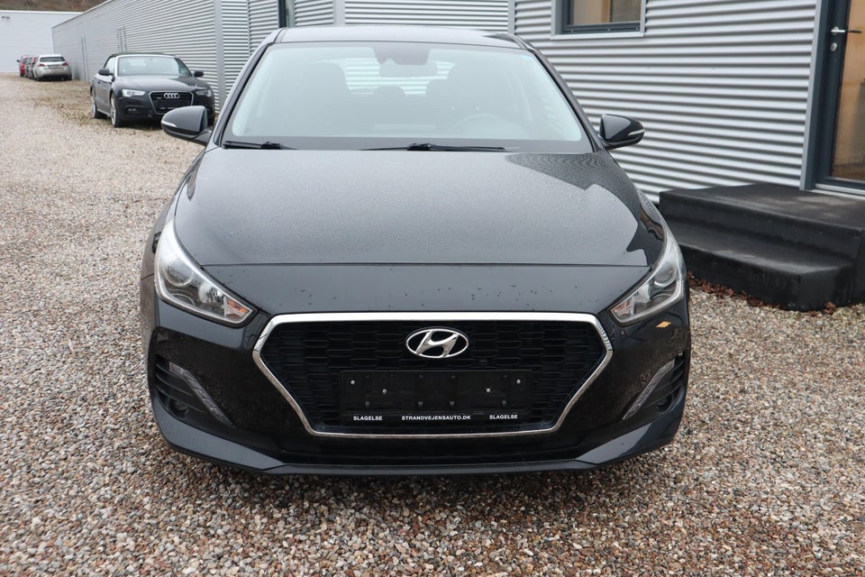 Hyundai i30 1,0 T-GDi Life Komfort 5d