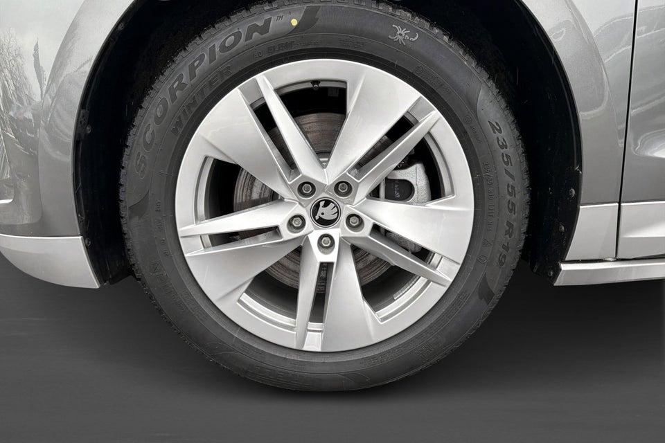 Skoda Enyaq 85 iV Loft 5d