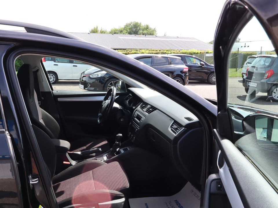 Skoda Octavia 1,4 TSi 140 Elegance Combi 5d