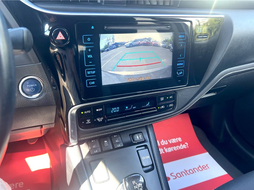 Toyota Auris 1,8 Hybrid H2 Comfort CVT 5d