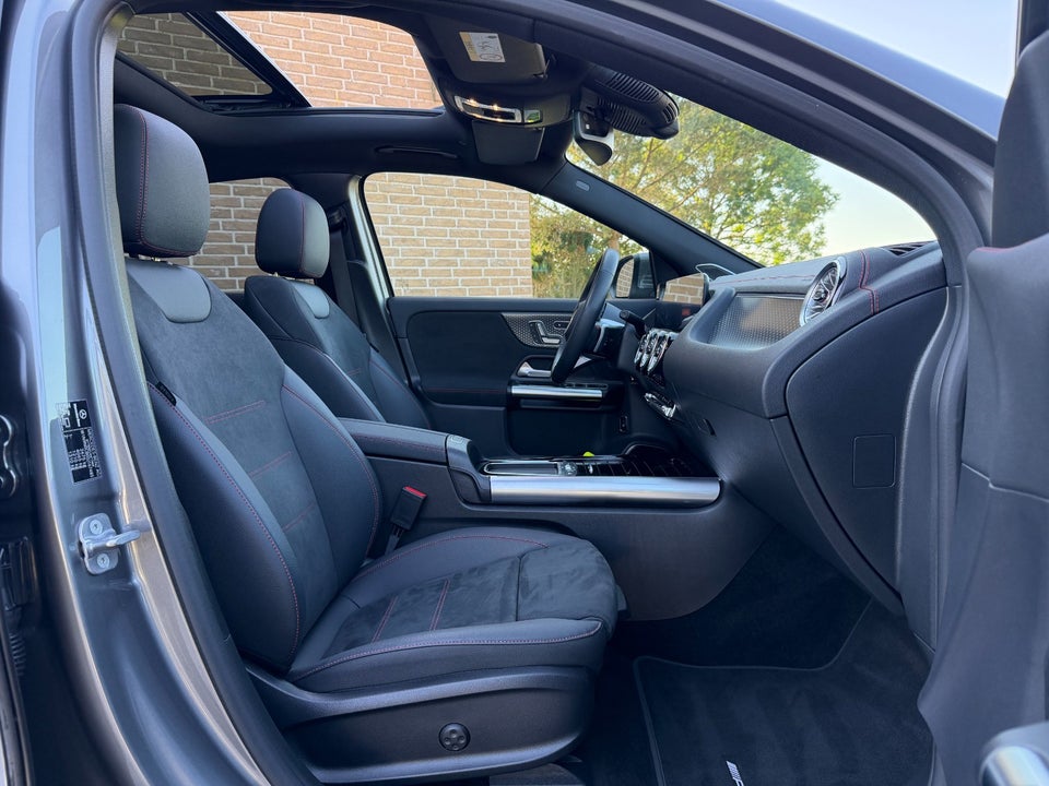 Mercedes EQA250+ AMG Premium 5d