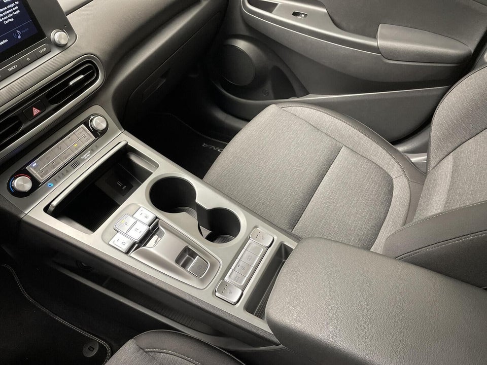 Hyundai Kona 39 EV Select 5d