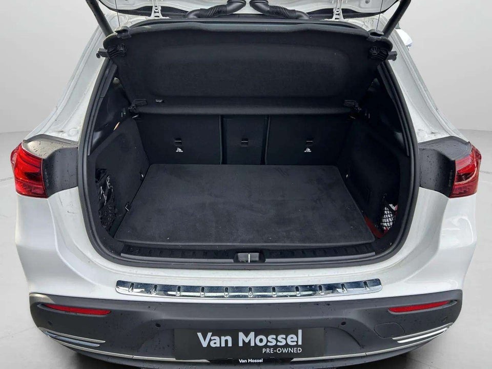 Mercedes EQA250 Progressive 5d