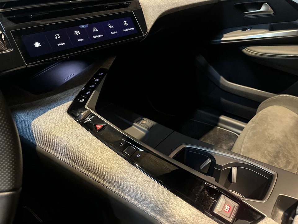 Peugeot e-5008 77 GT Pack 7prs 5d