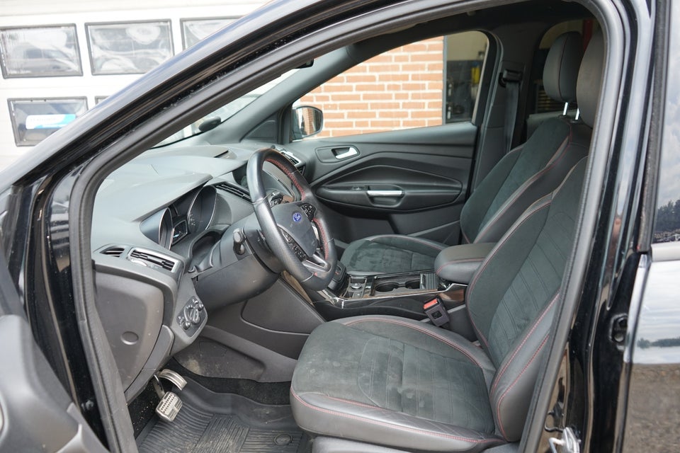 Ford Kuga 2,0 TDCi 120 ST-Line aut. Van 5d