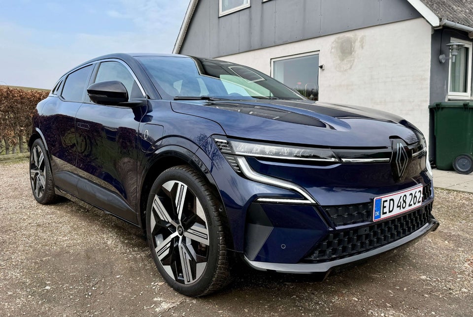 Renault Megane E-Tech 60 Iconic 5d