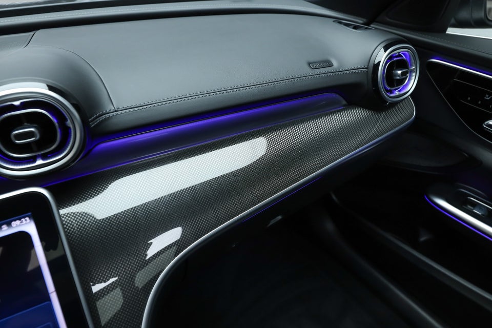 Mercedes C300 e 2,0 AMG Line stc. aut. 5d