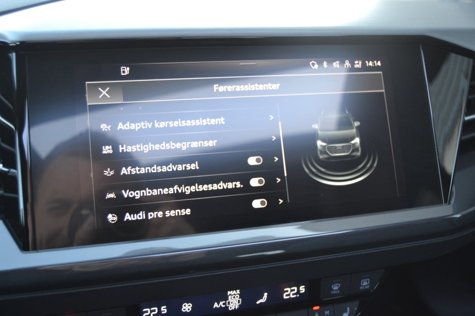 Audi Q4 e-tron 50 S-line quattro 5d