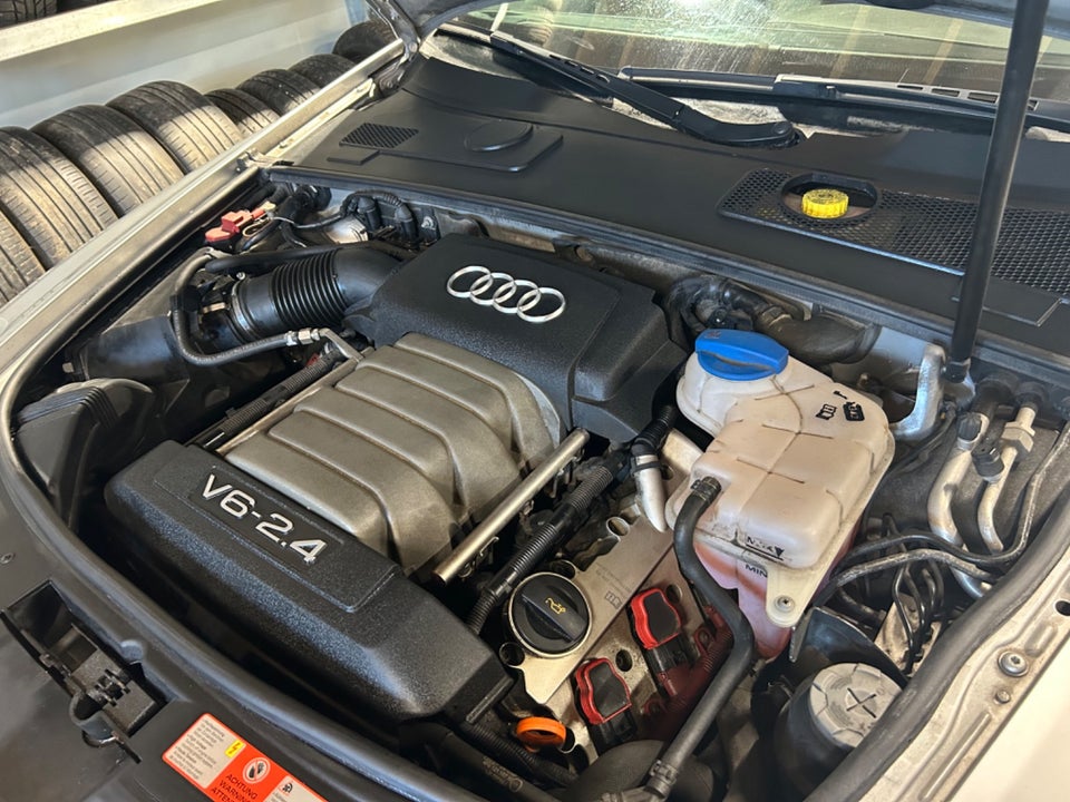 Audi A6 2,4 V6 Multitr. 4d