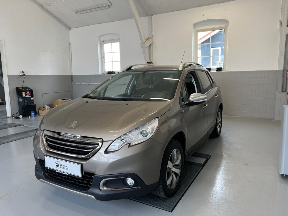 Peugeot 2008 1,2 VTi 82 Style ESG 5d