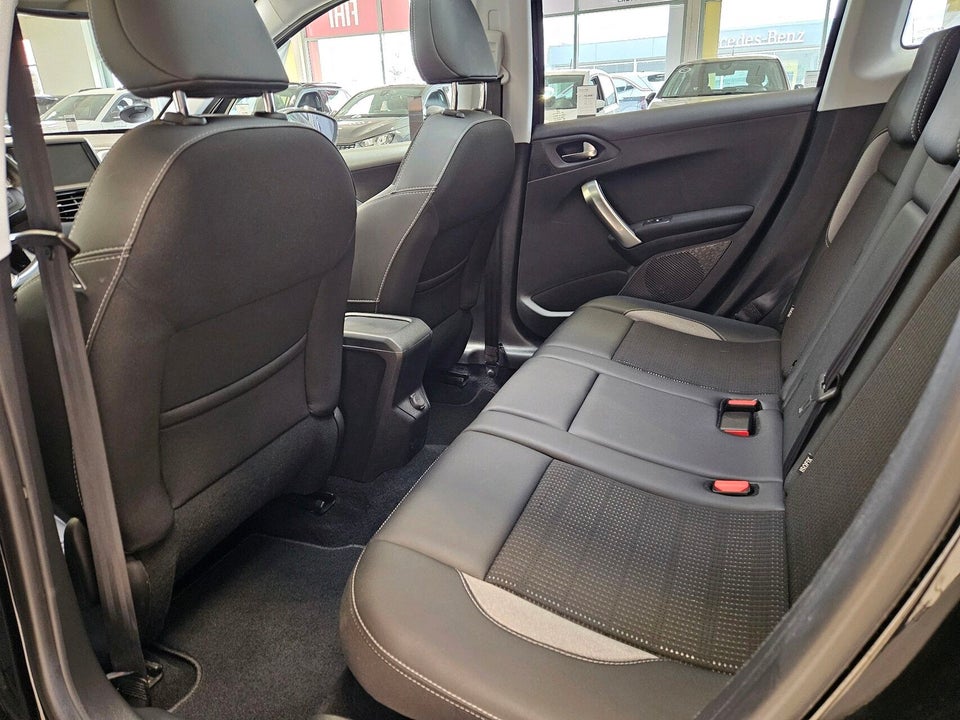 Peugeot 2008 1,5 BlueHDi 100 Prestige Sky 5d