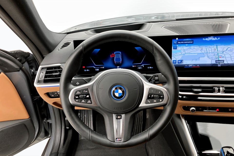 BMW i4 eDrive35 Charged Plus 5d