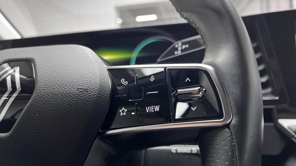 Renault Megane E-Tech 40 Equilibre 5d