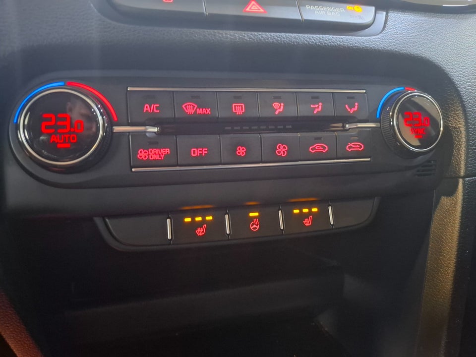 Kia Ceed 1,6 PHEV Prestige SW DCT 5d