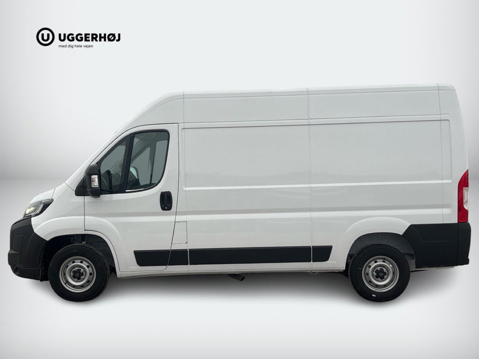 Peugeot Boxer 333 2,2 BlueHDi 140 L2H2 Premium