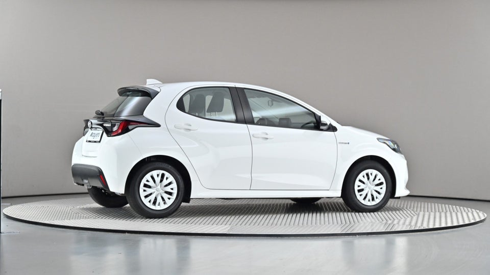 Toyota Yaris 1,5 Hybrid H3 e-CVT 5d