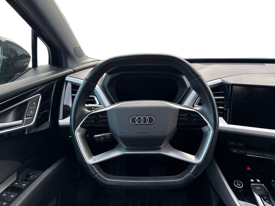 Audi Q4 e-tron 40 Advanced 5d