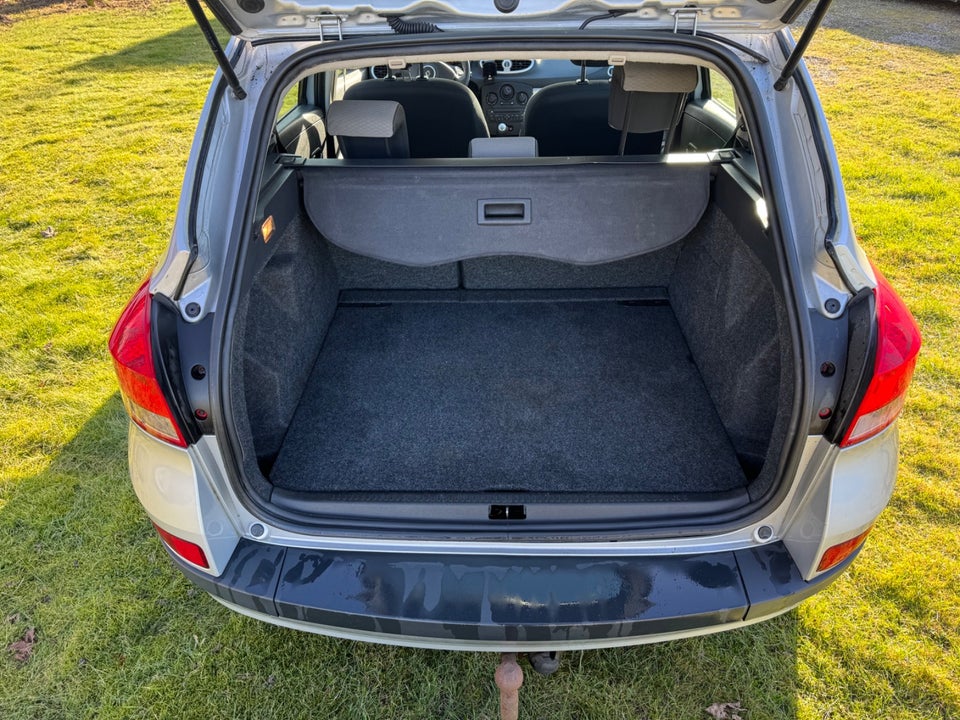 Renault Clio III 1,2 16V Sport Tourer 5d