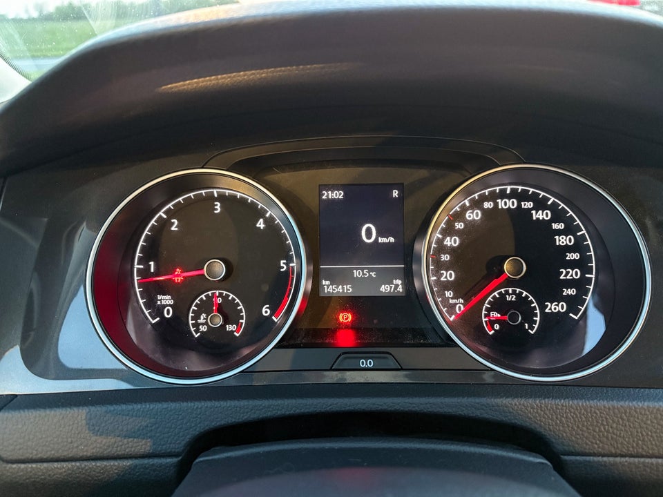 VW Golf VII 2,0 TDi 150 Comfortline Connect DSG Van 5d