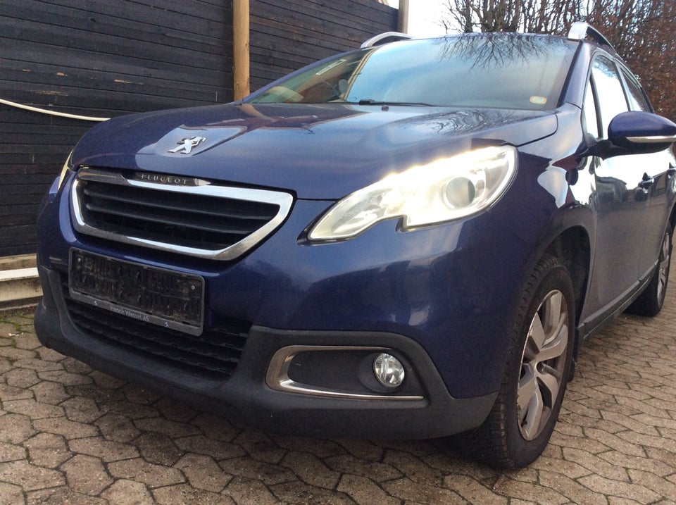 Peugeot 2008 1,2 VTi 82 Allure 5d