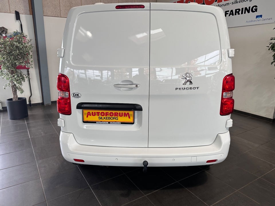 Peugeot Expert 2,0 BlueHDi 177 L2 Ultimate EAT8 Van