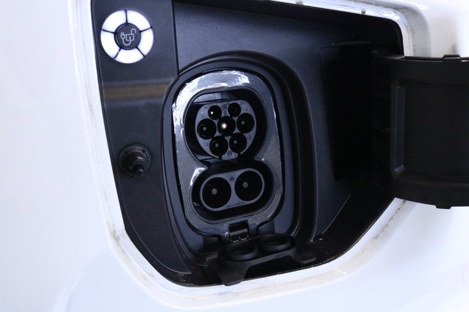 Ford E-Transit Custom 320S 64 Trend