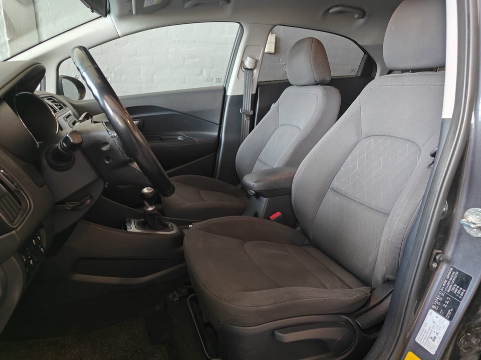 Kia Rio 1,2 CVVT Style 5d