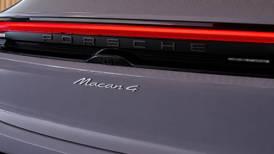 Porsche Macan 4 5d
