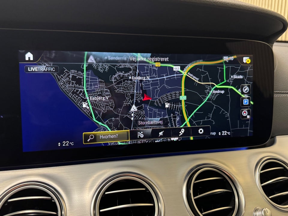 Mercedes E300 de 2,0 AMG Line stc. aut. 5d