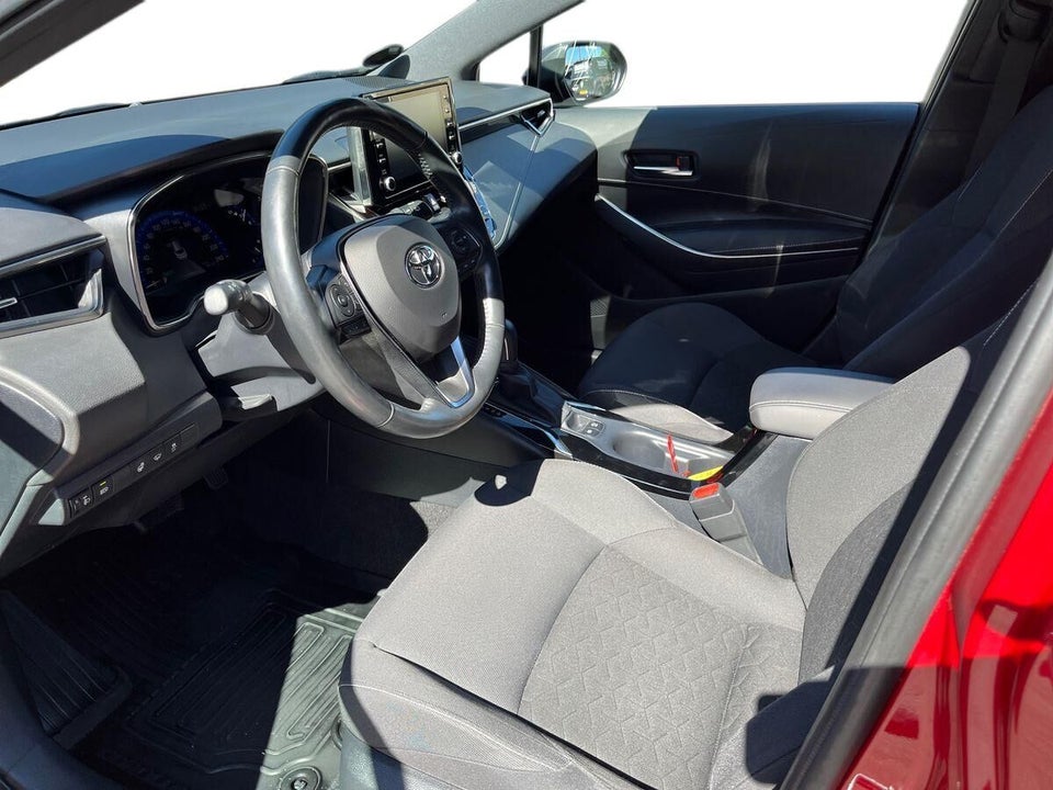Toyota Corolla 1,8 Hybrid H3 Design Touring Sports MDS 5d