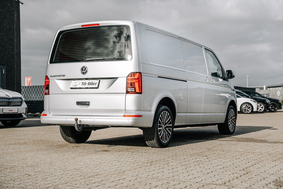 VW Transporter 2,0 TDi 150 Kassevogn DSG lang