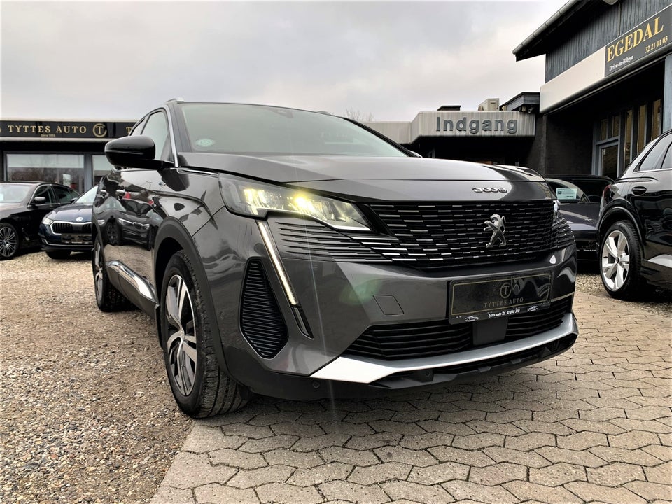 Peugeot 3008 1,6 Hybrid First Selection EAT8 5d