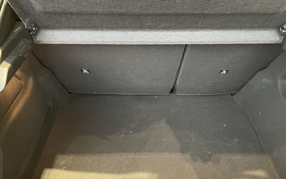 Peugeot e-208 50 Active Pack 5d