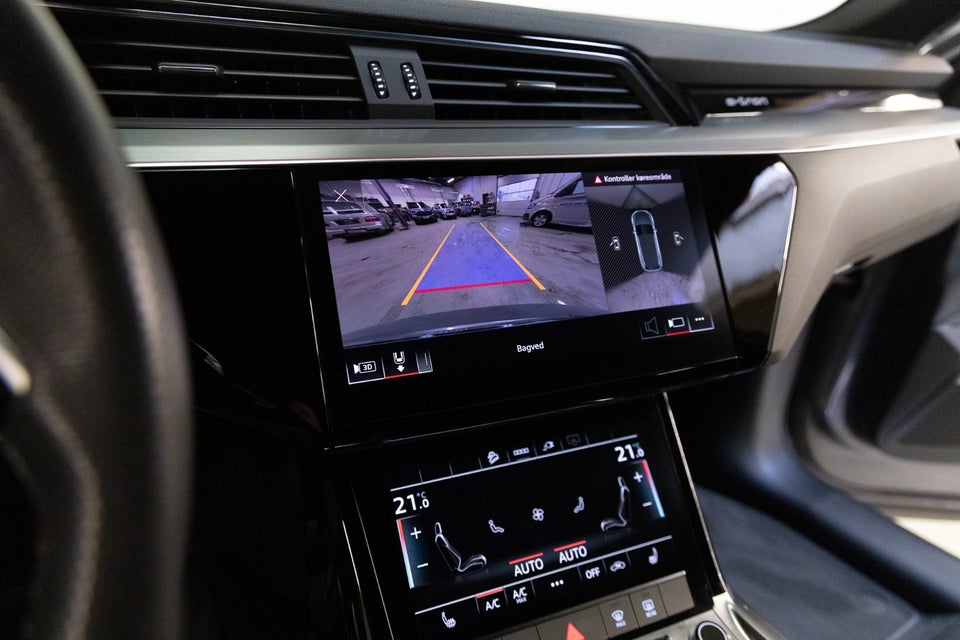 Audi e-tron 55 S-line quattro 5d