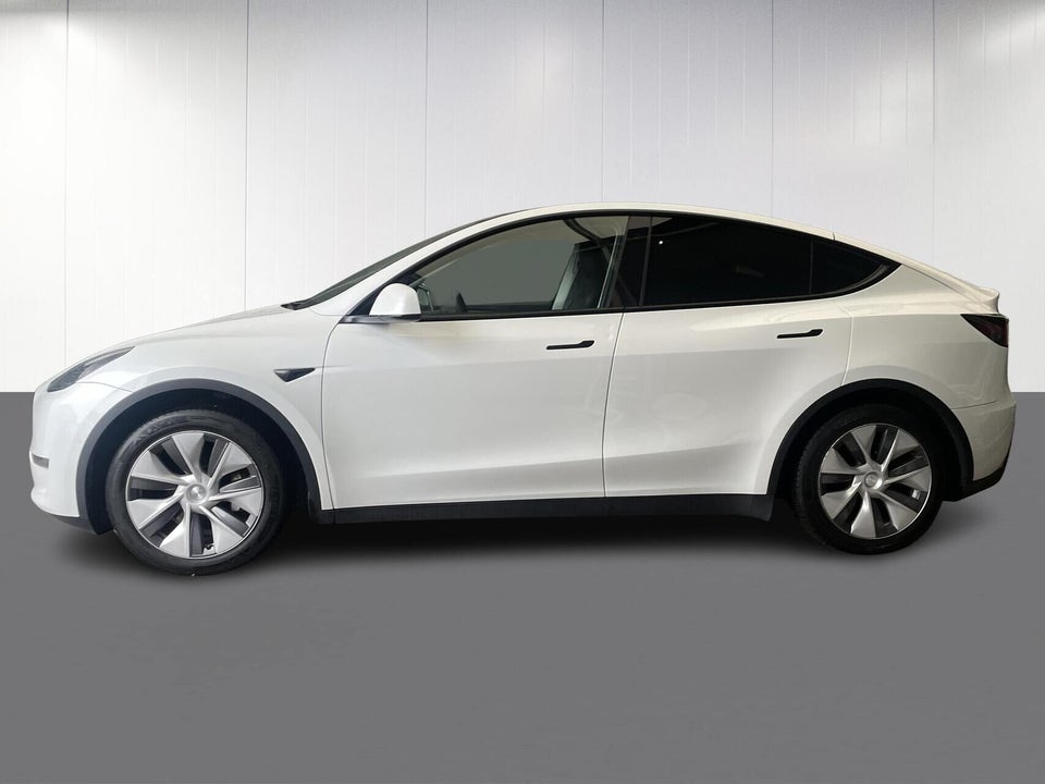 Tesla Model Y Long Range AWD 5d