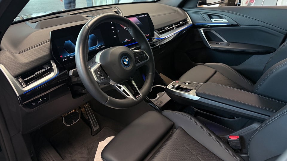 BMW iX2 eDrive20 Charged M-Sport 5d