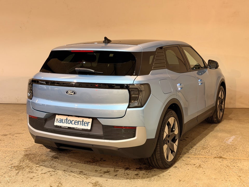 Ford Explorer 82 Premium Extended Range 5d