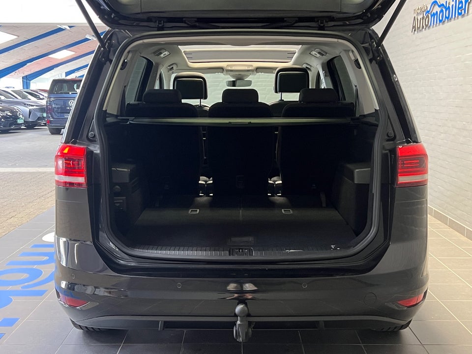 VW Touran 1,6 TDi 115 Highline DSG 7prs 5d