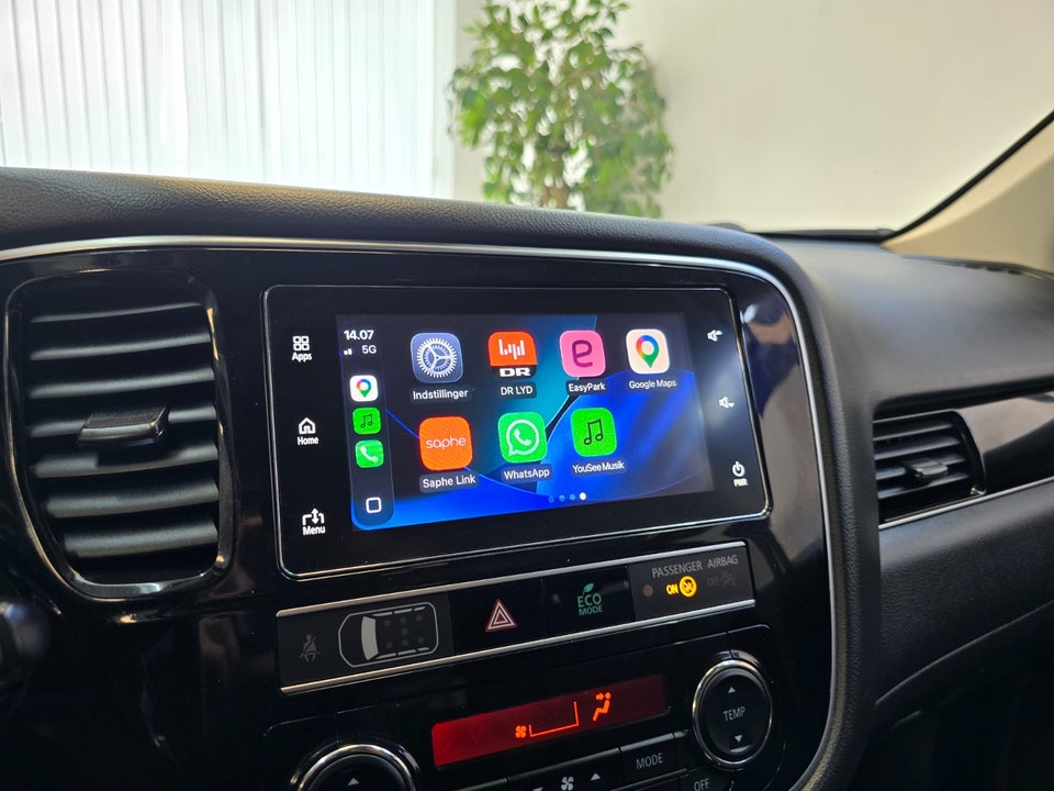 Mitsubishi Outlander 2,4 PHEV Intro Edition CVT 4WD 5d