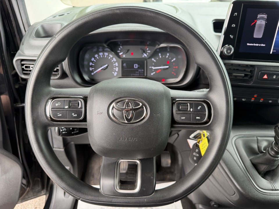 Toyota ProAce City 1,5 D 102 Long Comfort Master