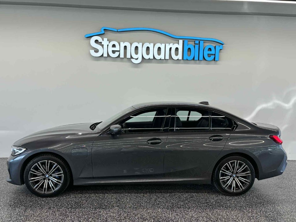 BMW 330e 2,0 M-Sport aut. 4d