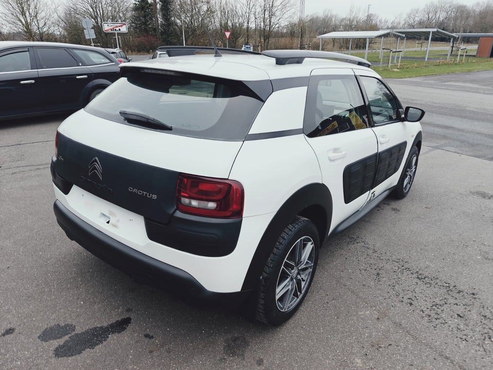 Citroën C4 Cactus 1,6 BlueHDi 100 Feel Van 5d