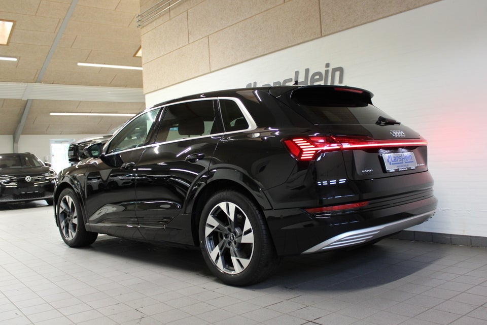 Audi e-tron 55 Advanced quattro 5d