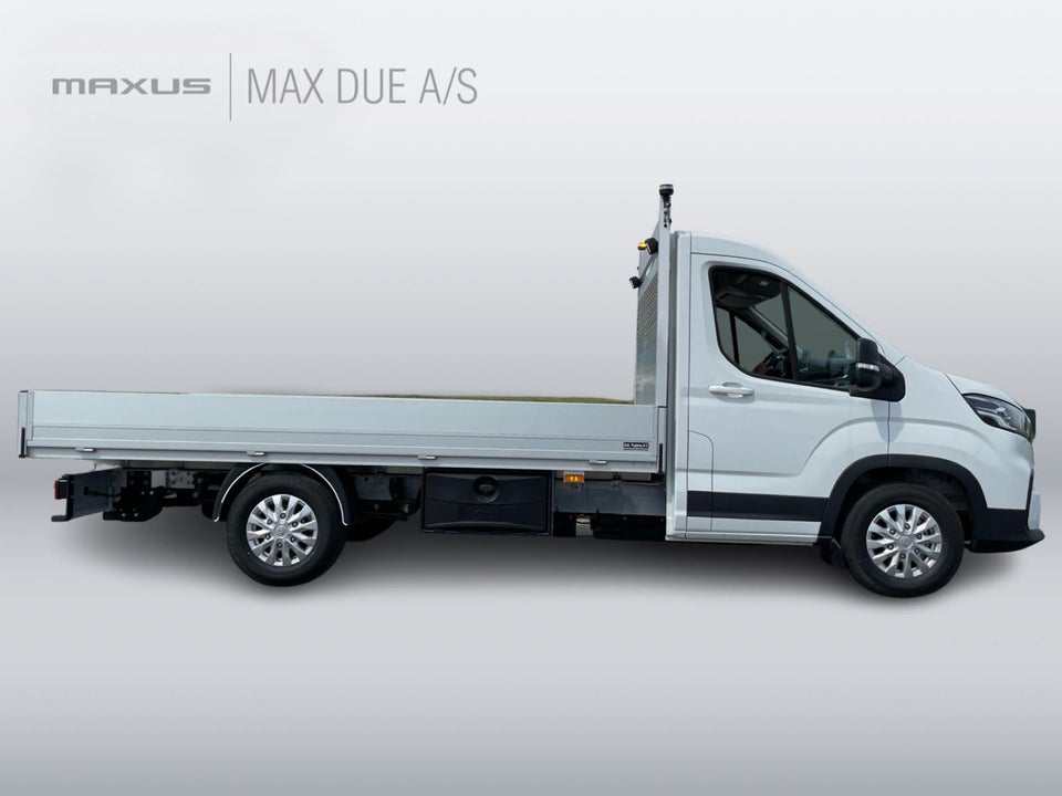 Maxus e-Deliver 9 65 L4 Chassis 2d