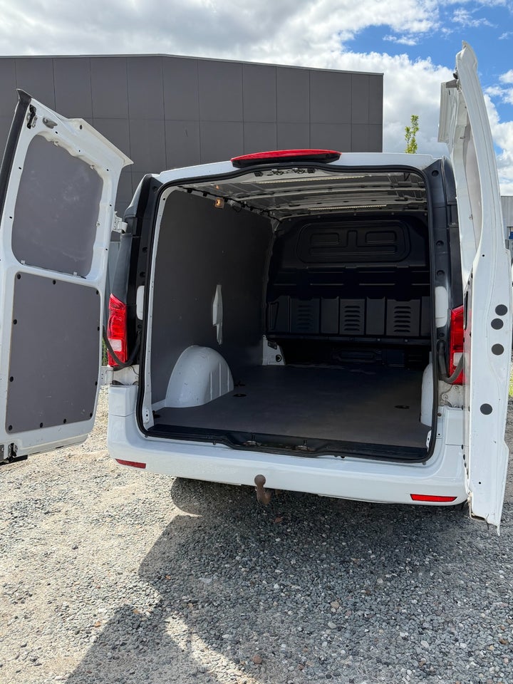 Mercedes Vito 114 2,0 CDi Kassevogn aut. L RWD