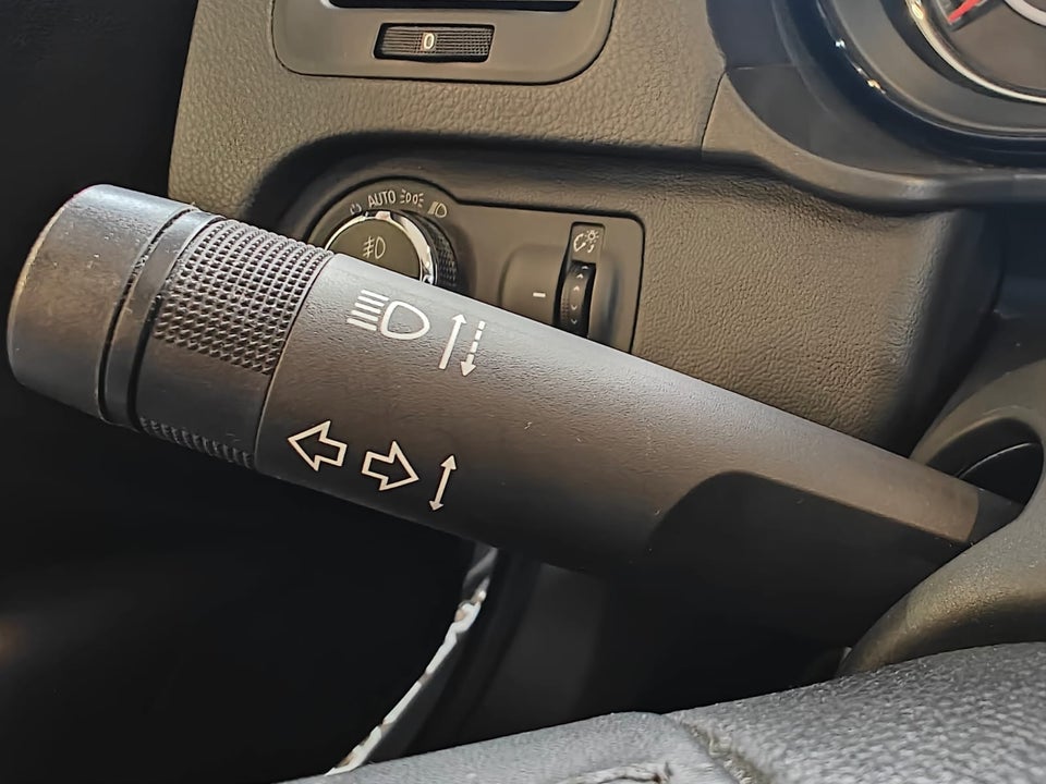 Opel Insignia 1,6 CDTi 136 Cosmo Sports Tourer aut. 5d