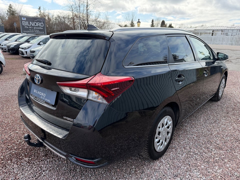 Toyota Auris 1,8 Hybrid H2 Comfort Touring Sports CVT 5d