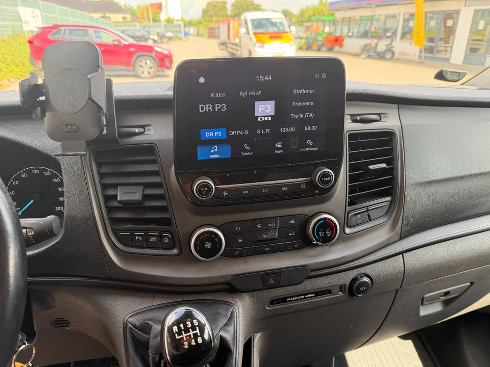 Ford Transit Custom 320 L2 2,0 TDCi 130 Trend