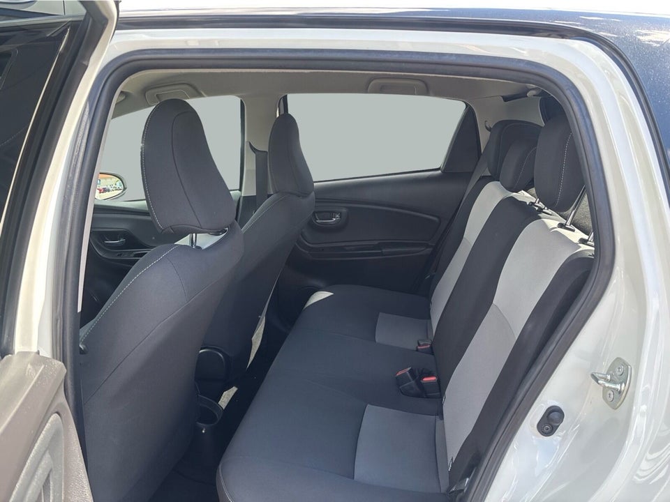 Toyota Yaris 1,5 Hybrid H3 Limited e-CVT 5d